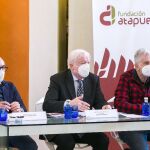 Reunión del Patronato de la Fundación Atapuerca, con la presencia de su presidente Antonio Miguel Méndez Pozo y el consejero de Cultura y Turismo, Javier Ortega