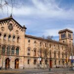 En el mes de febrero se llevó a cabo un cribado en la Universidad de Barcelona para tener una foto de la situación epidemiológica y controlar el virus en la comunidad universitaria