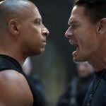 John Cena (d), como Jakob Toretto, y Vin Diesel (i), como Dominic Toretto, durante una escena de la película "Fast & Furious 9"