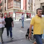 Sin mascarillas por las calles de Palencia