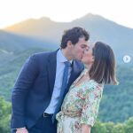 Tamara Falcó e Iñigo Onieva se funden en un apasionado beso