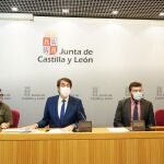 El consejero de Fomento y Medio Ambiente, Juan Carlos Suárez-Quiñones, presenta la convocatoria de ayudas al alquiler 2021 y el balance de 2020