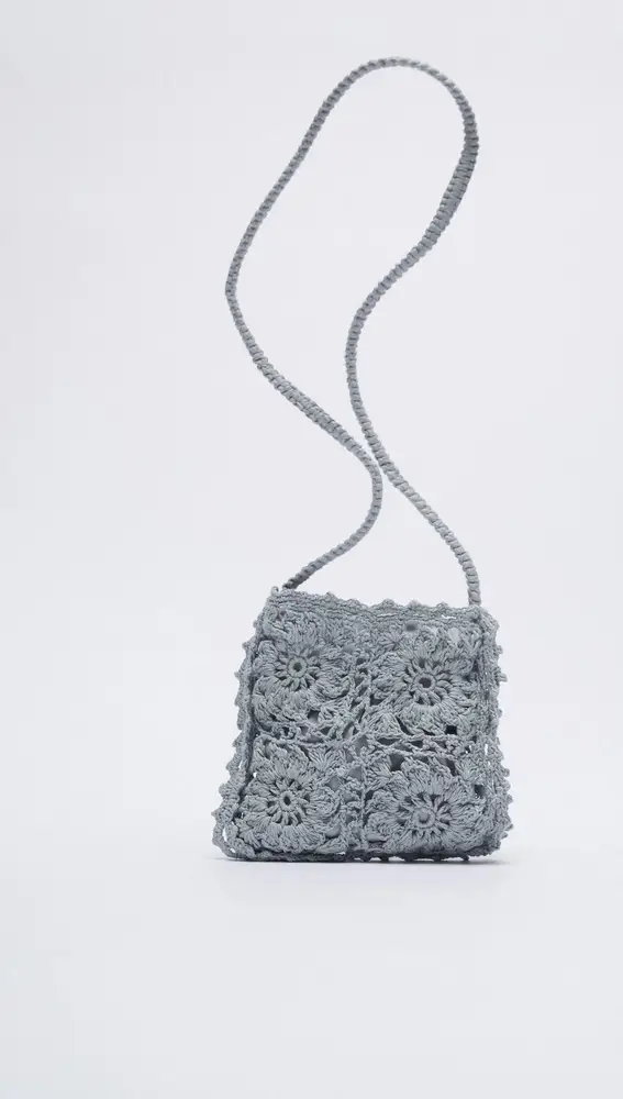 Mini bandolera de crochet de Zara