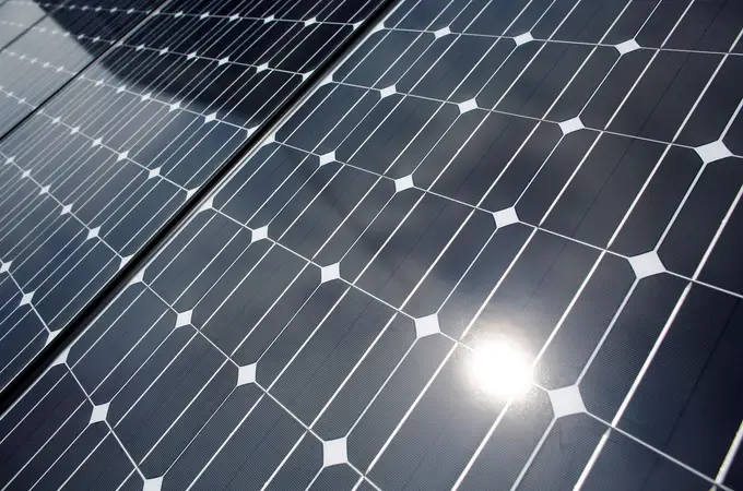 Investigadores alemanes crean paneles solares 1.000 veces más eficientes gracias al titanio