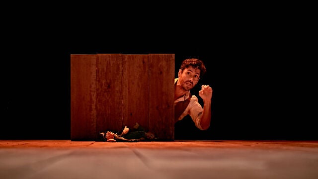 El actor entusiasmó a público y crítica con su actuación de «Una noche sin luna», dirigida por Sergio Peris-Mencheta
