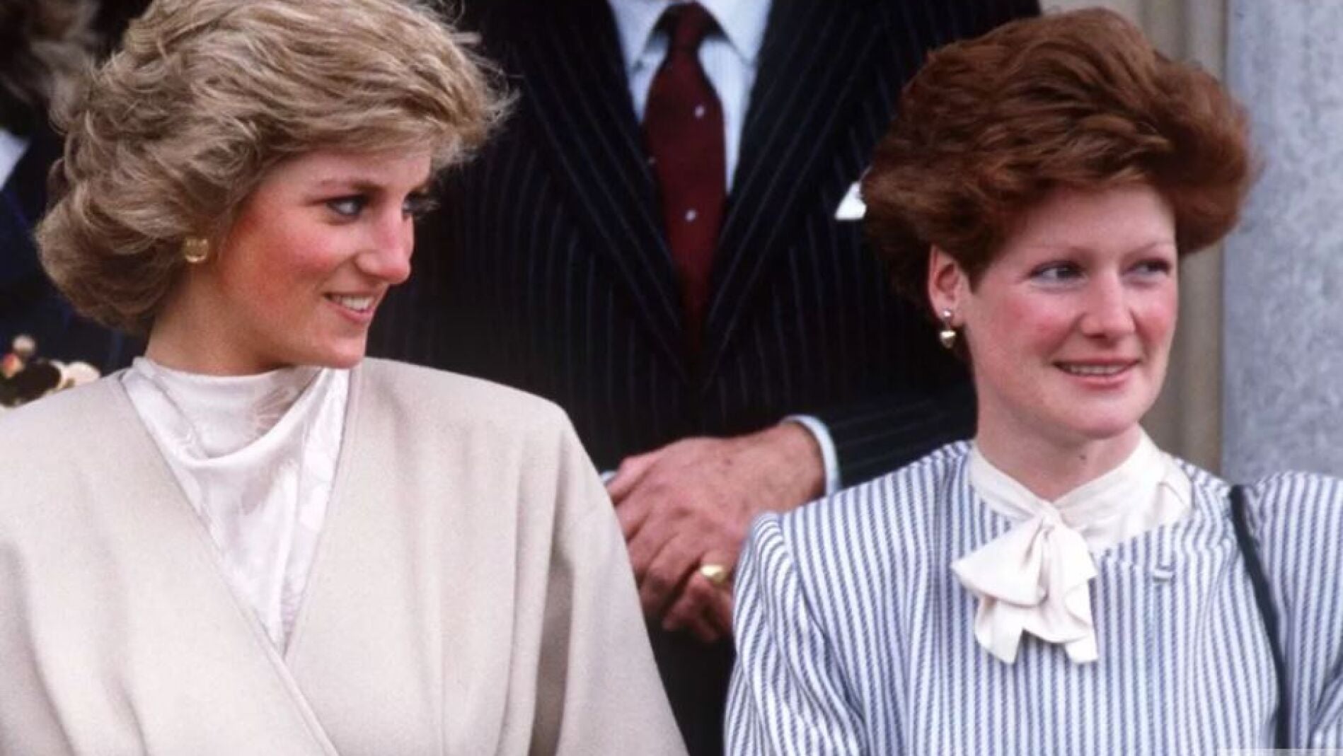 Qué fue de Sarah Spencer, la hermana mayor de Diana y EX NOVIA del príncipe Carlos? imagen