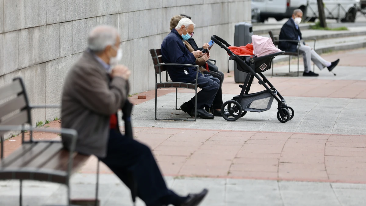 Jubilarse será aún más difícil: la nueva edad de jubilación en 2025 para cobrar la pensión