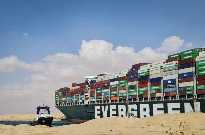 El "Ever Given" bloqueó el Canal de Suez seis días