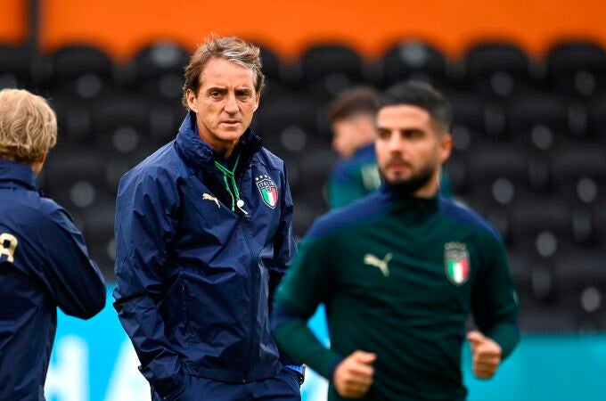 Roberto Mancini, en el último entrenamiento previo a la semifinal contra España en Wembley