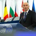 Janez Jansa, primer ministro esloveno y presidente de turno de la UE, durante su comparecencia este martes ante el Parlamento Europeo en Estrasburgo