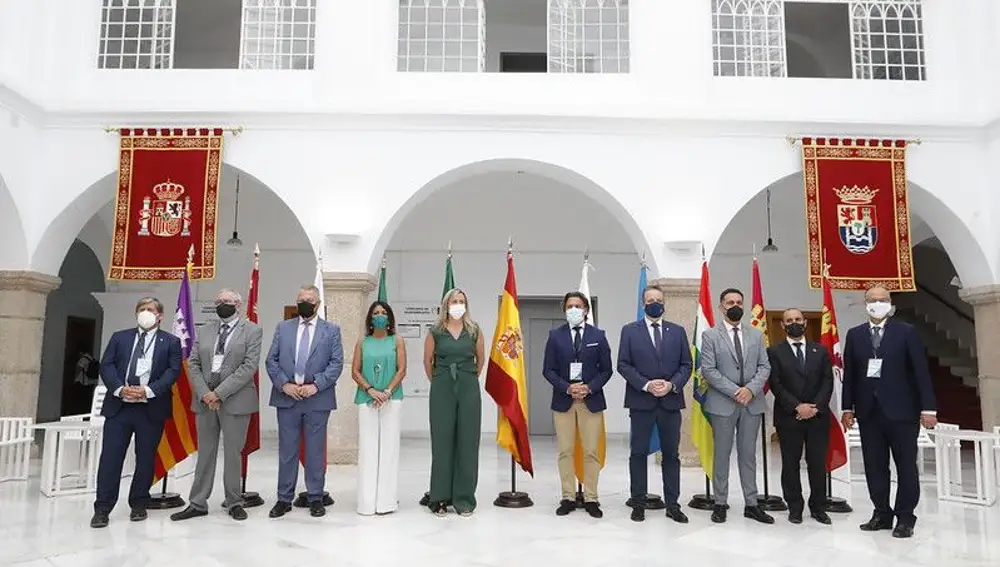 El presidente de las Cortes de Castilla y León, Luis Fuentes, asiste al plenario de la Conferencia de Presidentes y Presidentas de Parlamentos Autonómicos (COPREPA), órgano que preside la Asamblea de Extremadura y participa en una recepción con el presidente de la Junta de Extremadura, Guillermo Fernández Vara