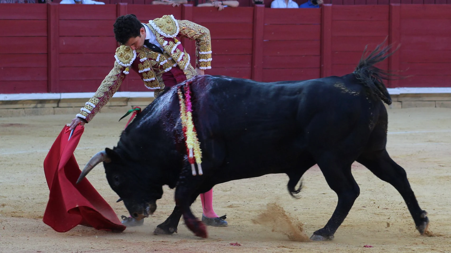 Faena de Valentín Hoyos