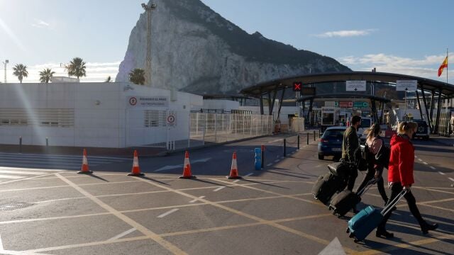 Acceso a Gibraltar desde el municipio de La línea