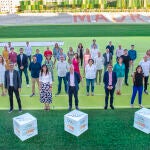 Equipo completo de narradores de RTVE