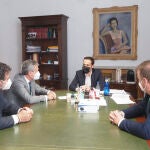El presidente de la Diputación Provincial de Valladolid, Conrado Iscar, se reune con Javier López, presidente de Eurocaja Rural