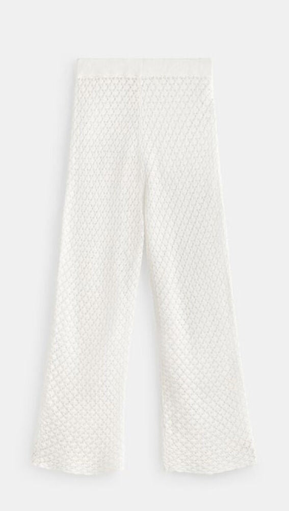 Los pantalones crochet de estilo ‘boho’ que te en tus
