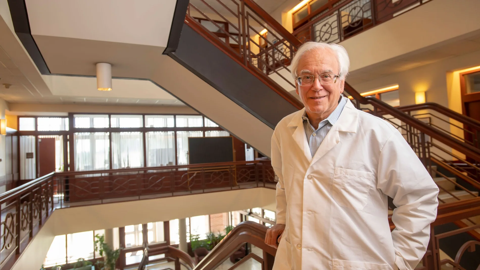 Martin Blaser, director del Centro de Biotecnología Avanzada y Medicina en Rutgers