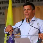 Leopoldo López denuncia en rueda de prensa las acciones del Gobierno venezolano, como la detención arbitraria del diputado Freddy Guevara y la persecución política a su partido EFE/Fernando Alvarado