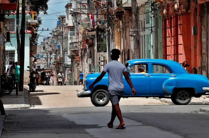 Romper el dique de la dictadura en Cuba