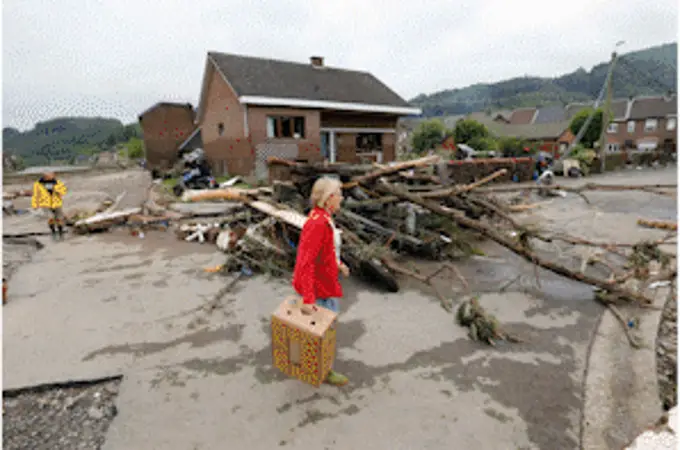 “Lo he perdido todo”. Las desgarradoras declaraciones de familias rescatadas de las inundaciones en Alemania