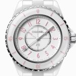 La edición limitada del icónico reloj de Chanel, el J12 Pink Blush