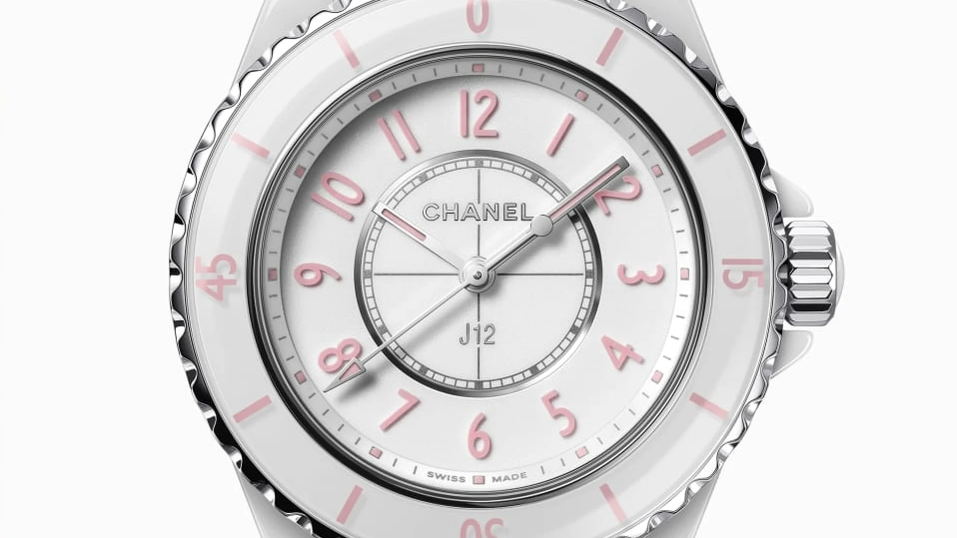 La edición limitada del icónico reloj de Chanel, el J12 Pink Blush