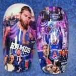 Sergio Ramos aparece en una de sus espinilleras levantando la Champions con el PSG.
