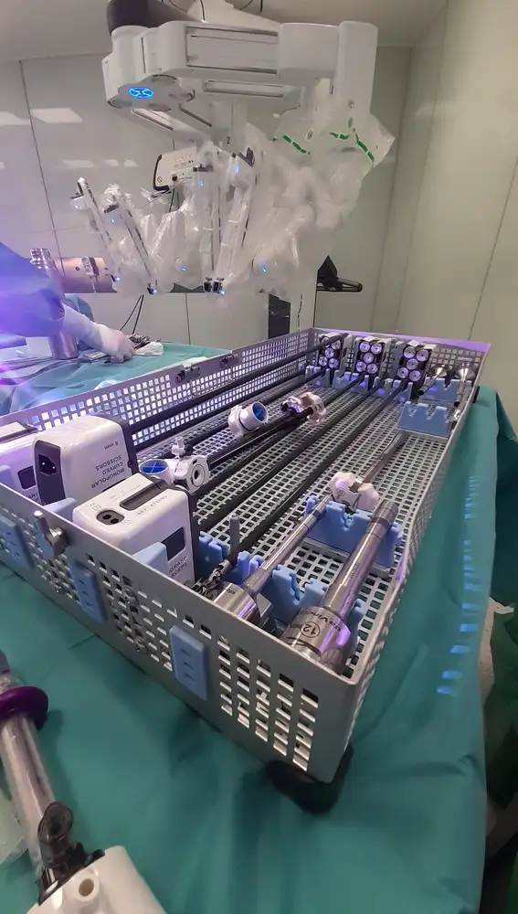 «La sensación del cirujano con el robot es que está operando desde dentro del paciente»