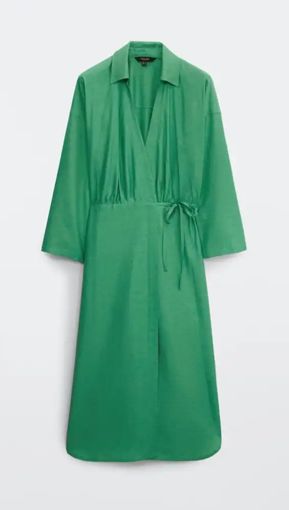 Vestido verde cruzado.