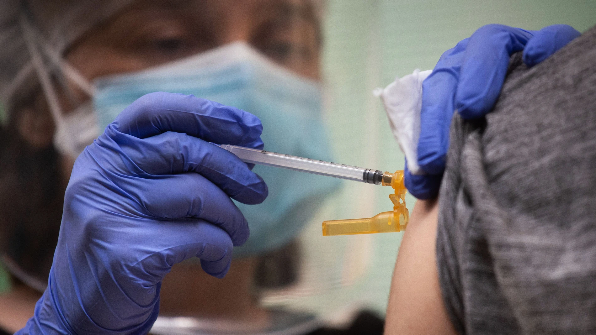 Prosigue la vacunación de la tercera dosis de refuerzo