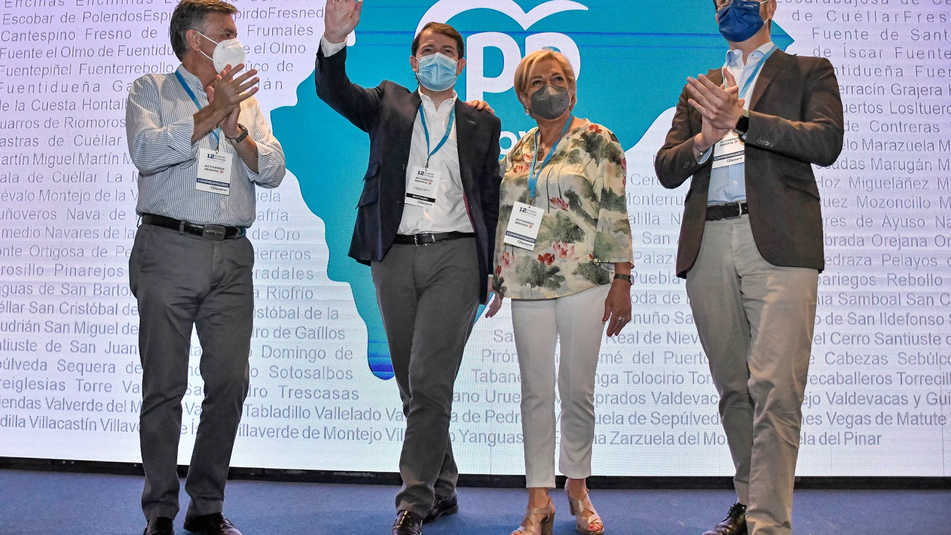 El secretario general del Partido Popular de Castilla y León, Francisco Vázquez; el presidente del Partido Popular de Castilla y León, Alfonso Fernández Mañueco; la candidata a la relección, Paloma Sanz; y el portavoz del Grupo Popular en el Senado, Javier Maroto, a su llegada al 12 Congreso Provincial