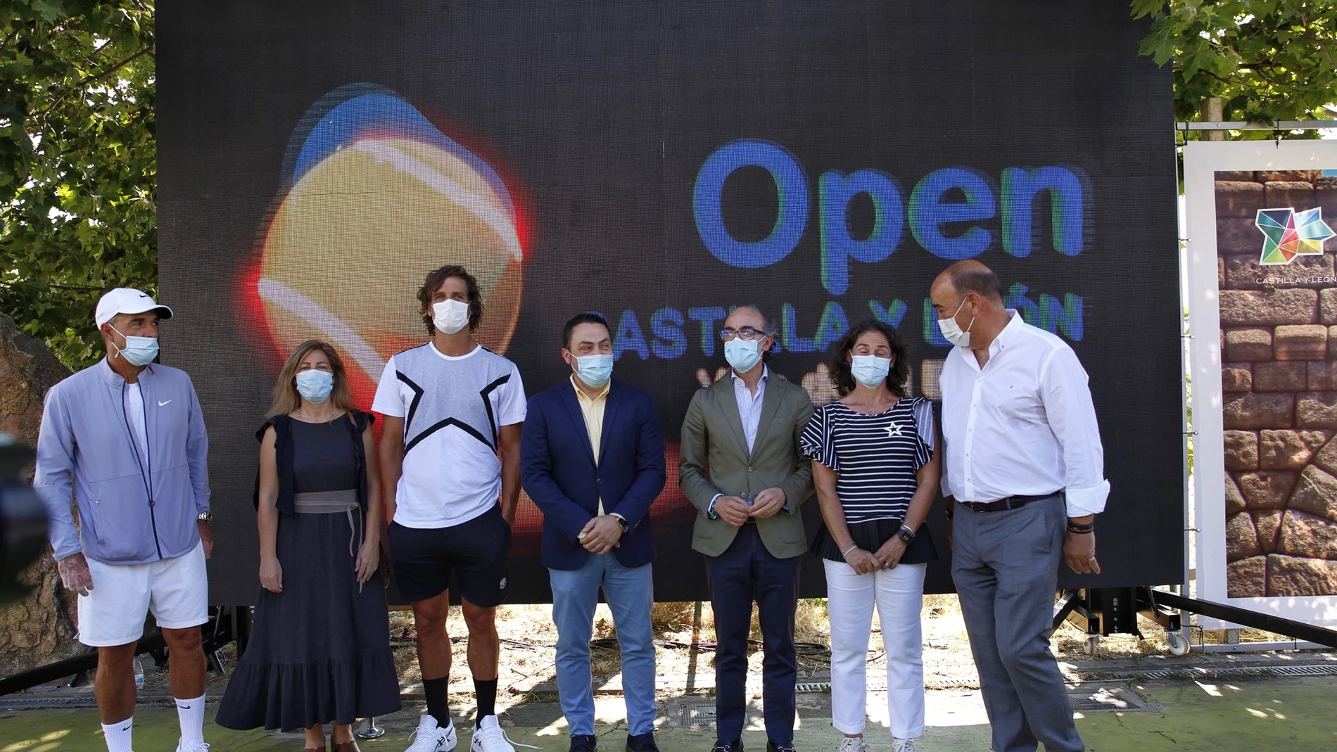 El consejero de Cultura y Turismo, Javier Ortega, asiste a la inauguración del XXXV Open Castilla y León Villa de El Espinar