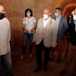 El consejero de Agricultura, Ganadería y Desarrollo Rural, Jesús Julio Carnero, visita un proyecto de desarrollo rural de un Grupo de Acción Local en la localidad leonesa de Jiménez de Jamuz