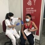 Comienza la vacunación masiva en Valencia para los jóvenes de entre 20 y 29 años