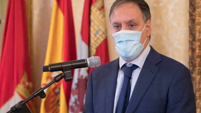 El alcalde de Salamanca, Carlos García Carbayo