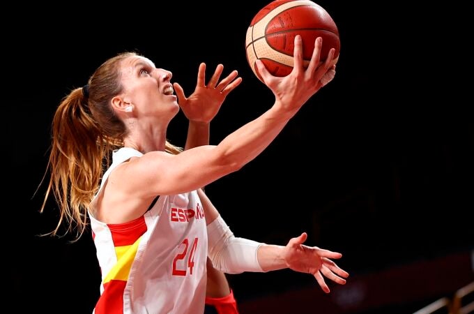 Laura Gil, jugadora del Valencia Basket y de la selección española, con la que ha ganado en tres ocasiones el europeo y una plata olímpica