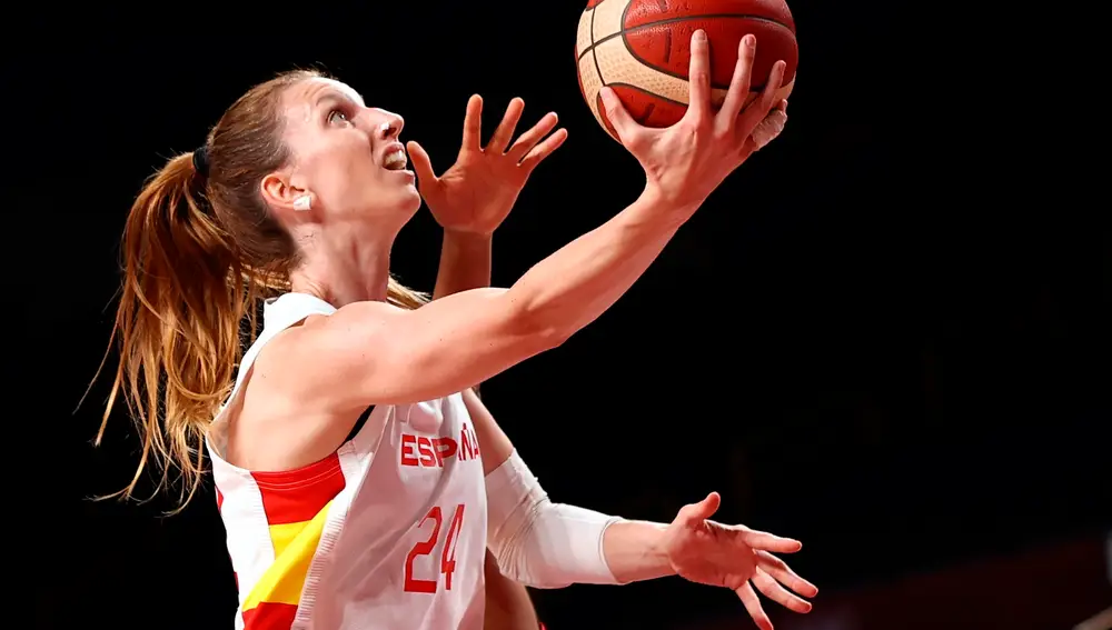 Laura Gil, jugadora del Valencia Basket y de la selección española, con la que ha ganado en tres ocasiones el europeo y una plata olímpica