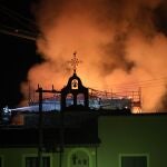 Incendio en el monasterio de la Virgen de Alconada en Ampudia (Palencia)