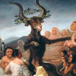 "El aquelarre", de Francisco de Goya, muestra en el centro una de las formas que toma el demonio, rodeado de brujas ancianas y jóvenes