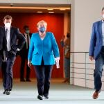 La canciller Angela Merkel se reunió ayer en Berlín con lo 16 presidentes regionales para analizar la situación de la pandemia