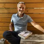 El escritor Tony Gratacós