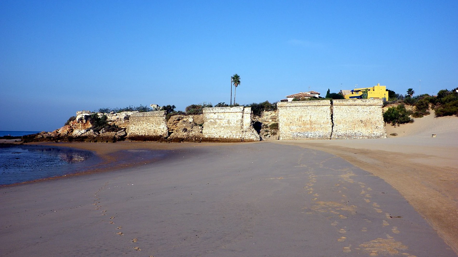Playa de la Muralla en el Puerto de Santamaría.