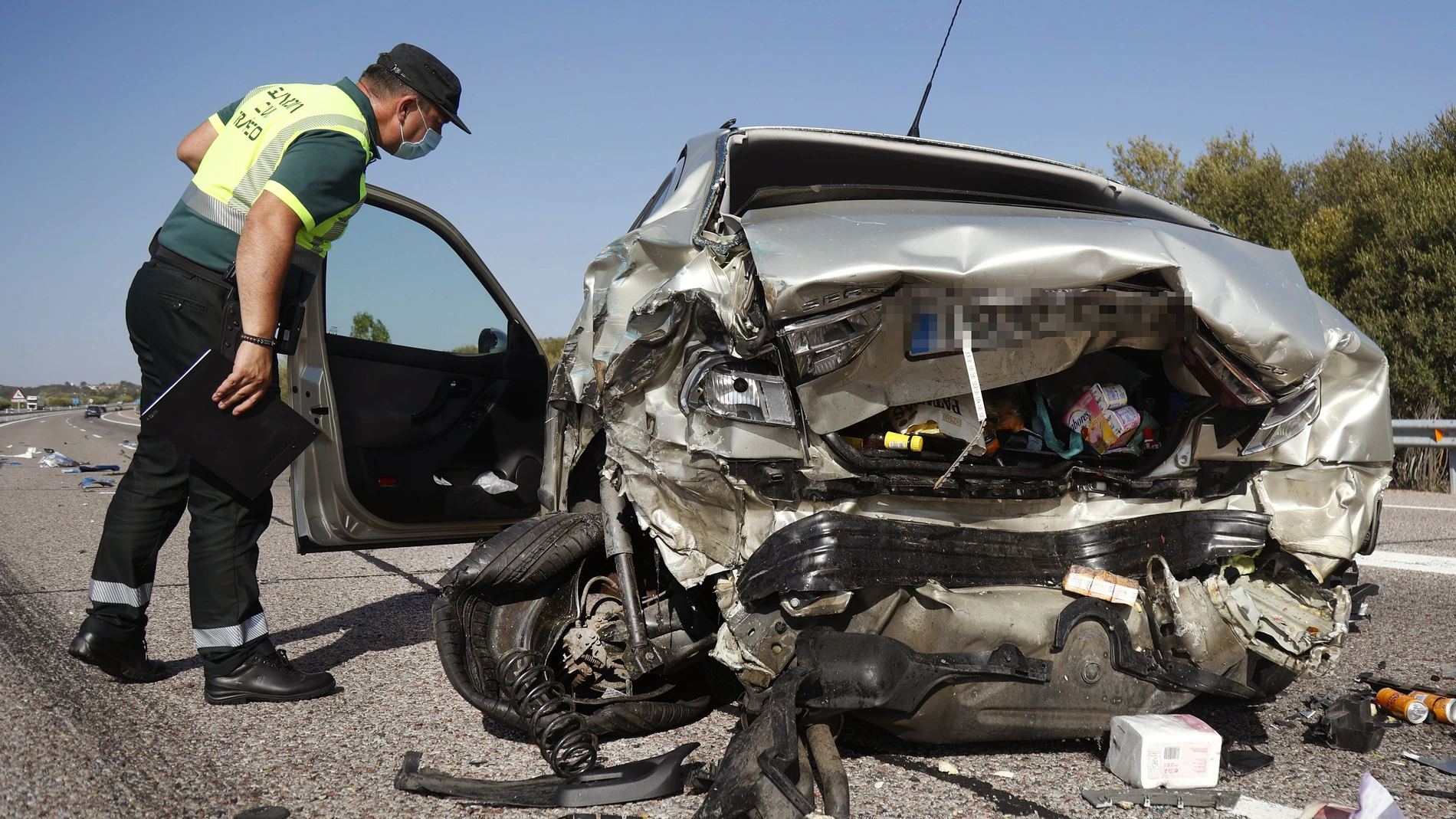 Tres heridos en un accidente en el km-320 de la A-62 en Ciudad Rodrigo (Salamanca)