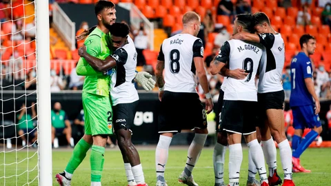 Giorgi Mamardashvili con el Valencia.