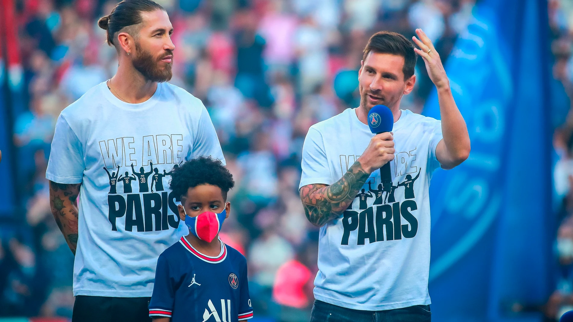 Sergio Ramos y Leo Messi, en su presentación como jugadores del PSG.