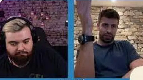 Ibai Llano y Gerard Piqué