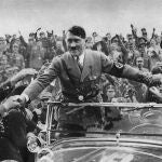 Hitler en el NSDAP 'Rallly de Victoria' en Nuremberg, 1933.