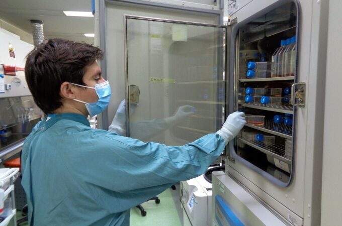 Edwards Pradenas, investigador de IrsiCaixa