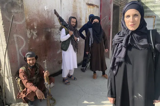 La periodista de CNN relata el acoso que sufrió de los talibanes: “Me gritaban por no tapar mi cara”