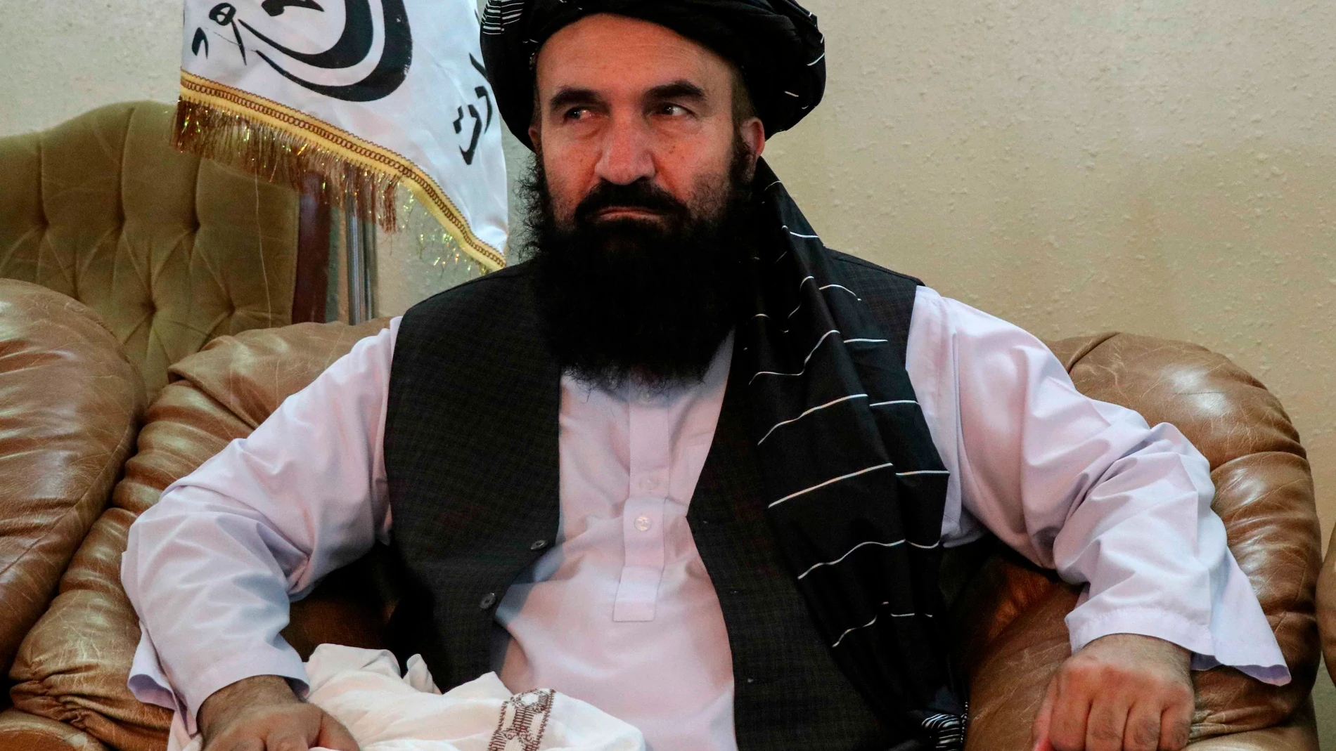 El mulá Khairullah Khairkhwa, que fue prisionero en Guantánamo, es uno de los portavoces de los talibanes